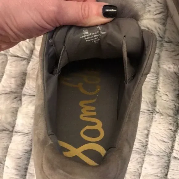 Fun Sam Edelman sneakers with a poof - Picture 6 of 7